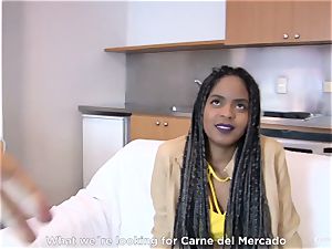 CARNE DEL MERCADO - black Latina Ana Ebano plumbed deep