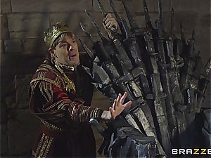 Daenerys Targaryen gets poked by Jon Snow on the iron Throne